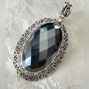 Vintage LARGE SI INDIA 925 Sterling Silver Hematite Bali Scroll Pendant/Enhancer
